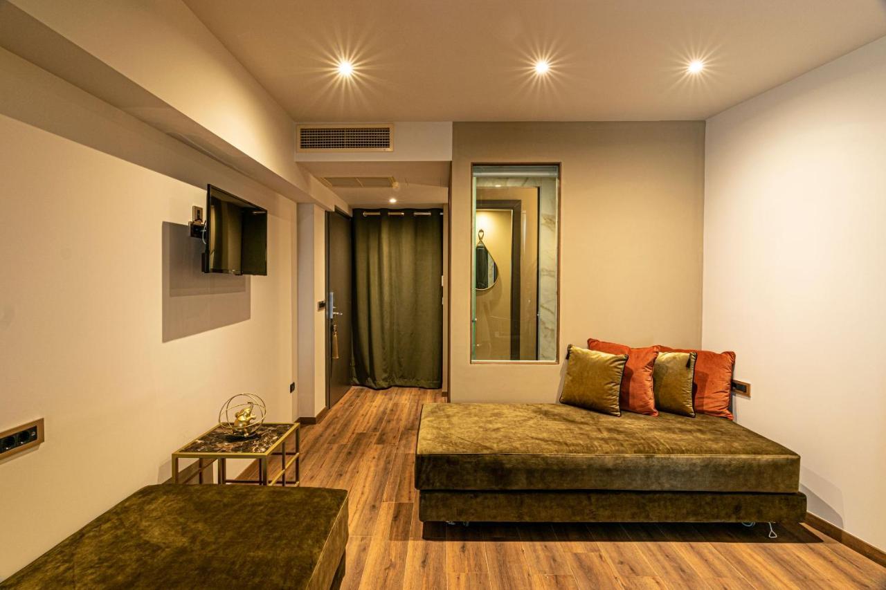 Golden Suites & Spa Neochoropoulo エクステリア 写真