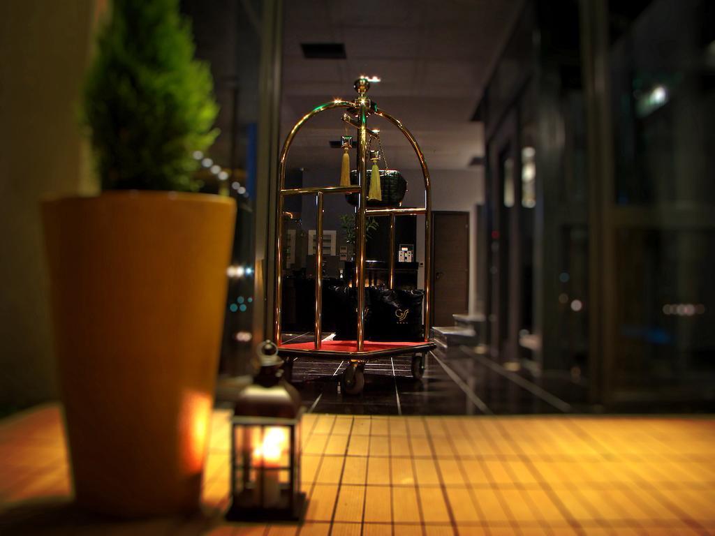 Golden Suites & Spa Neochoropoulo エクステリア 写真