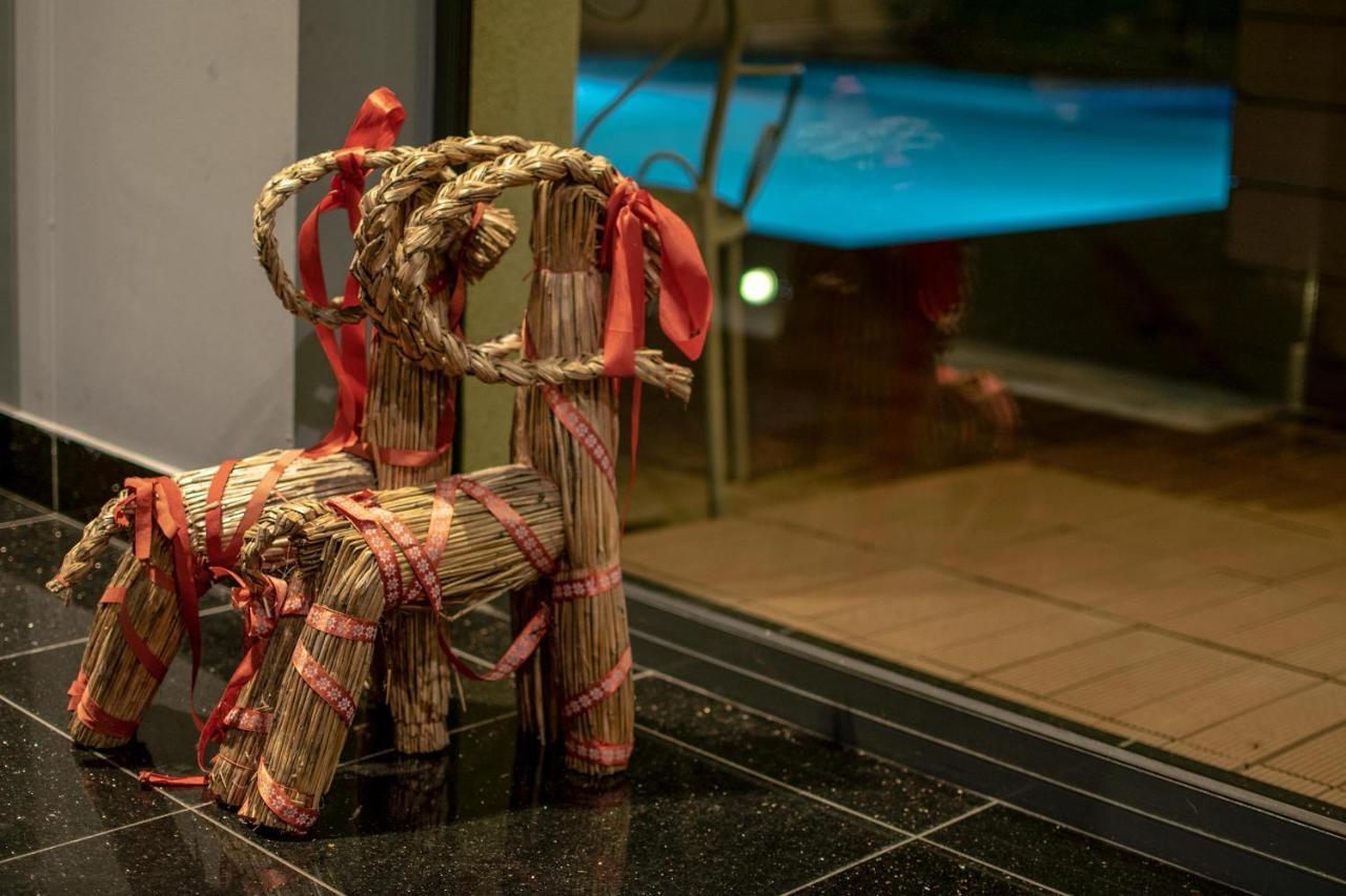 Golden Suites & Spa Neochoropoulo エクステリア 写真