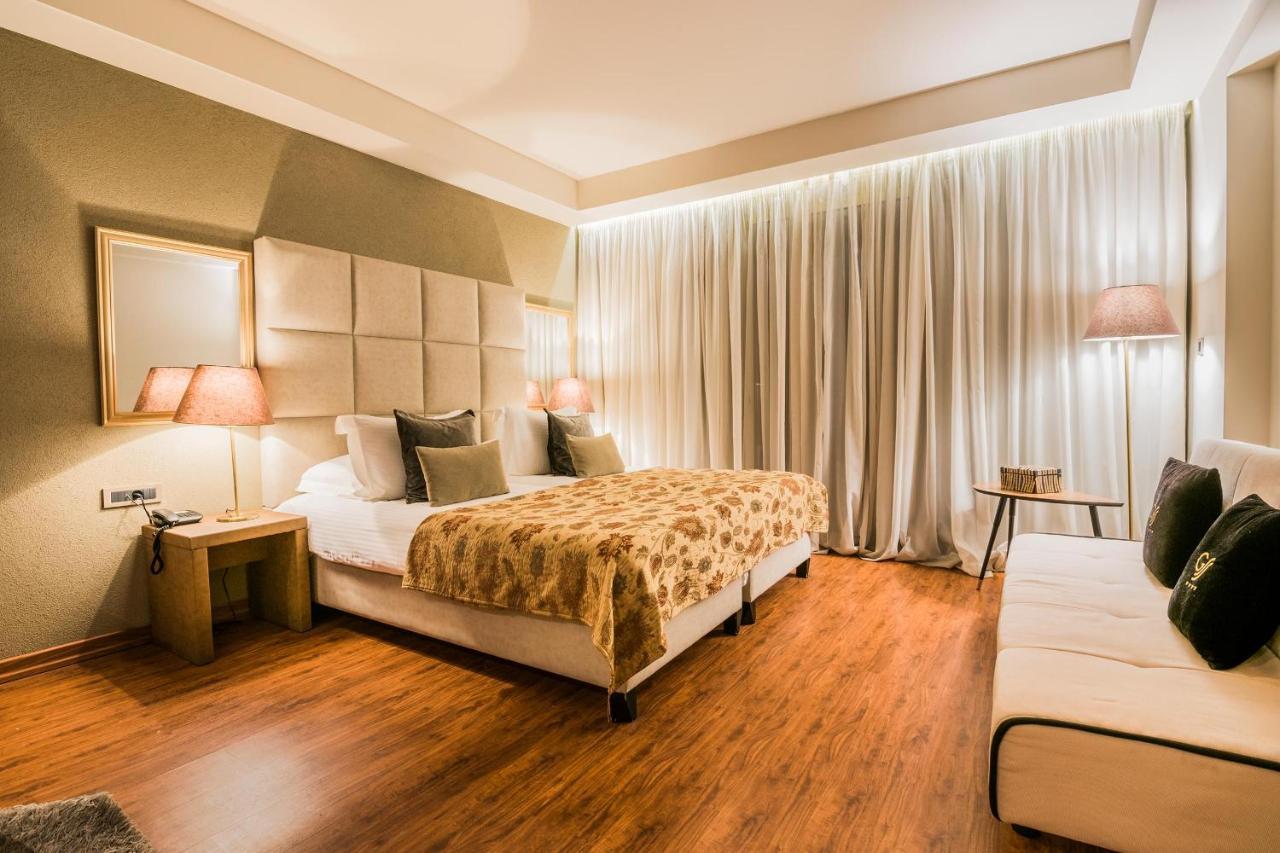 Golden Suites & Spa Neochoropoulo エクステリア 写真